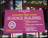 ++ cartello che indica l'edificio di 'scienze' del Sunnydale High ancora in fase di costruzione ++